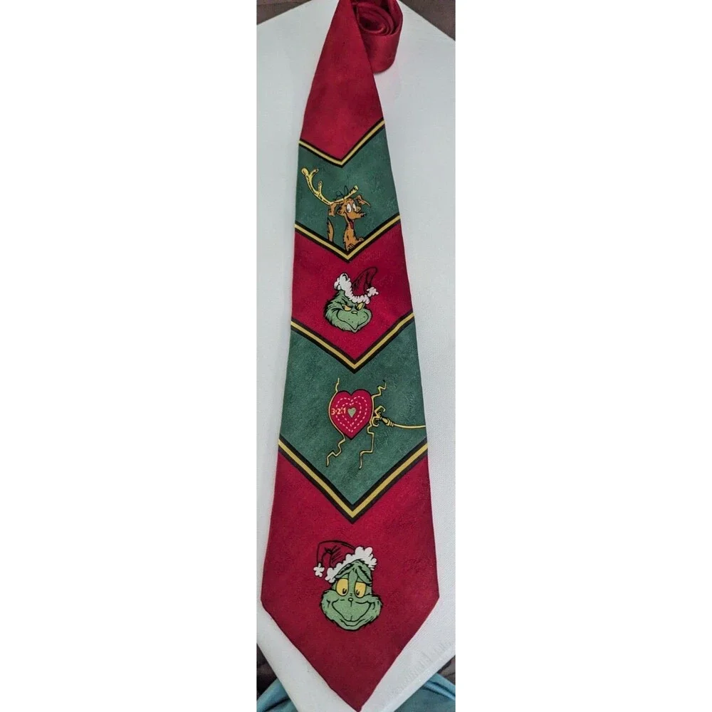 Y2K Dr Seuss The Grinch Characters Christmas Holiday Tie 100% Silk 58x4